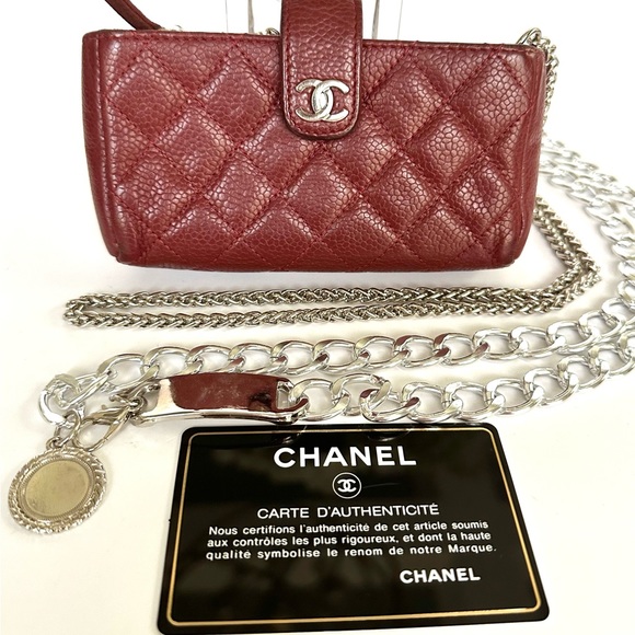 CHANEL Handbags - 💯 Authentic CHANEL CC Burgundy Caviar Leather Convertible Crossbody Belt Bag w/